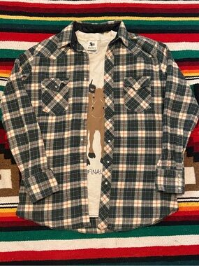 Wrangler Green and Cream Plaid Flannel Shirt